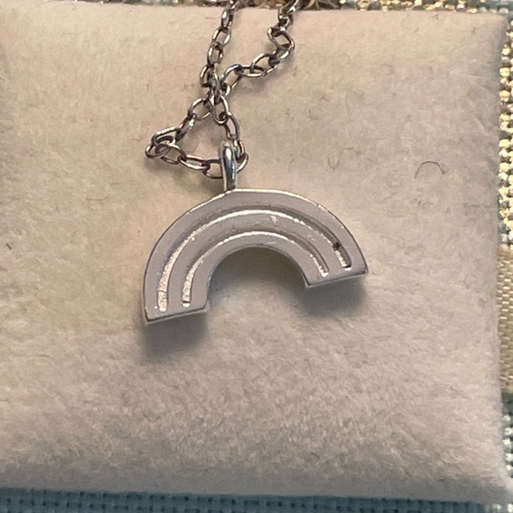 Sterling silver adjustable small rainbow necklace - Picture 2 of 4